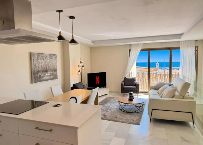 Marina View Escape - 2 Bedrooms Apartmán